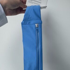 Lululemon Fast and Free Belt - blue. New with tags . Sz s/m.